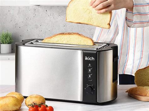 Top 6 Large Toasters For Extra Wide Bread (2.